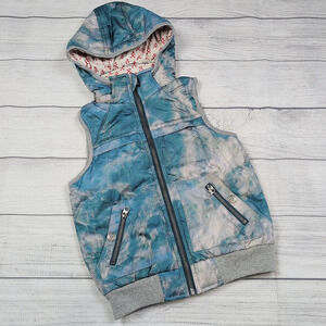 5 Paper Wings Tie-Dye Hooded Puffer Vest